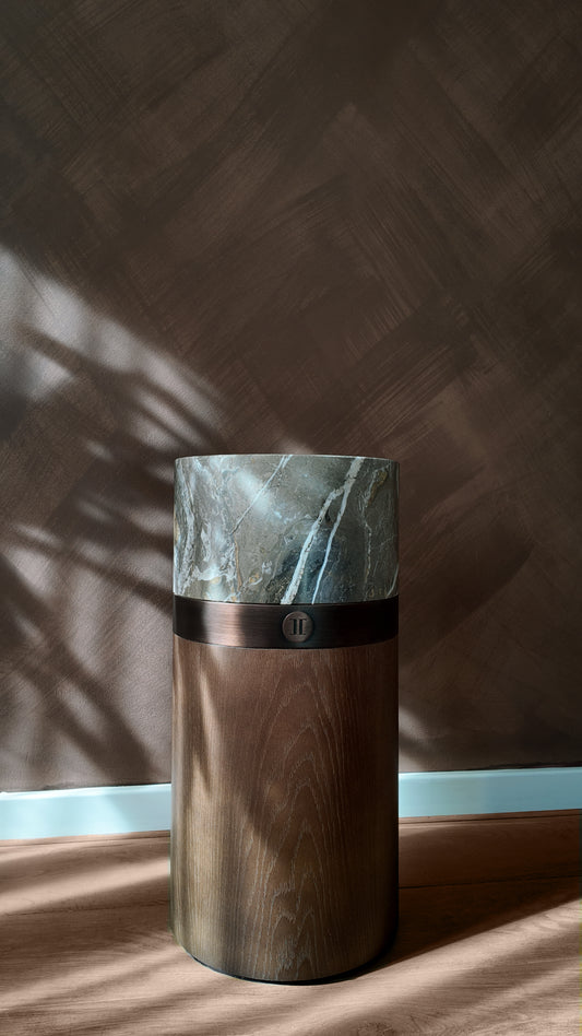 Cigar - sidetable